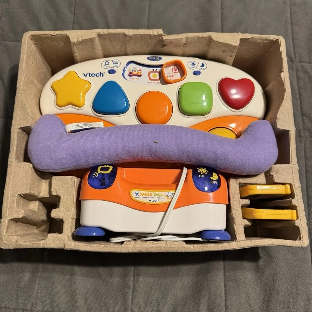 VTech V.Smile Baby Infant Development System Barney & Friends + 2 Smartridges